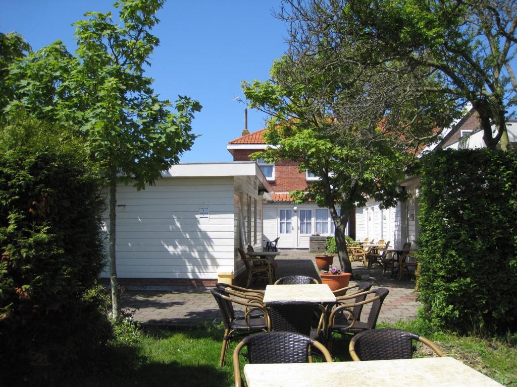 Hotel Valkenhof 2*