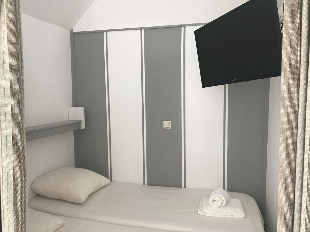 Hotel Valkenhof 2*